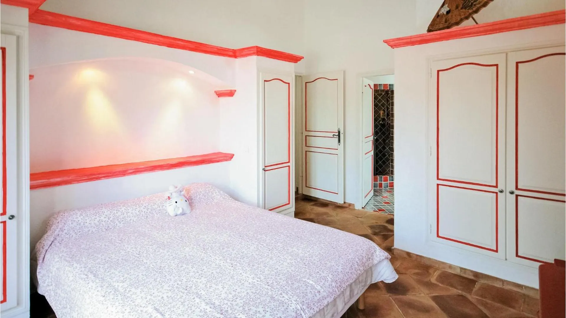 Amazing Home In Sainte Maxime Le Plan-de-la-Tour Semesterbostad