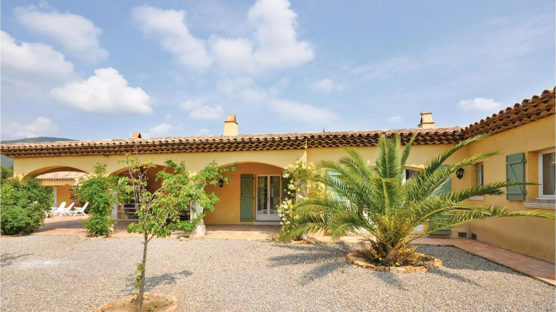 Semesterbostad Amazing Home In Sainte Maxime Le Plan-de-la-Tour