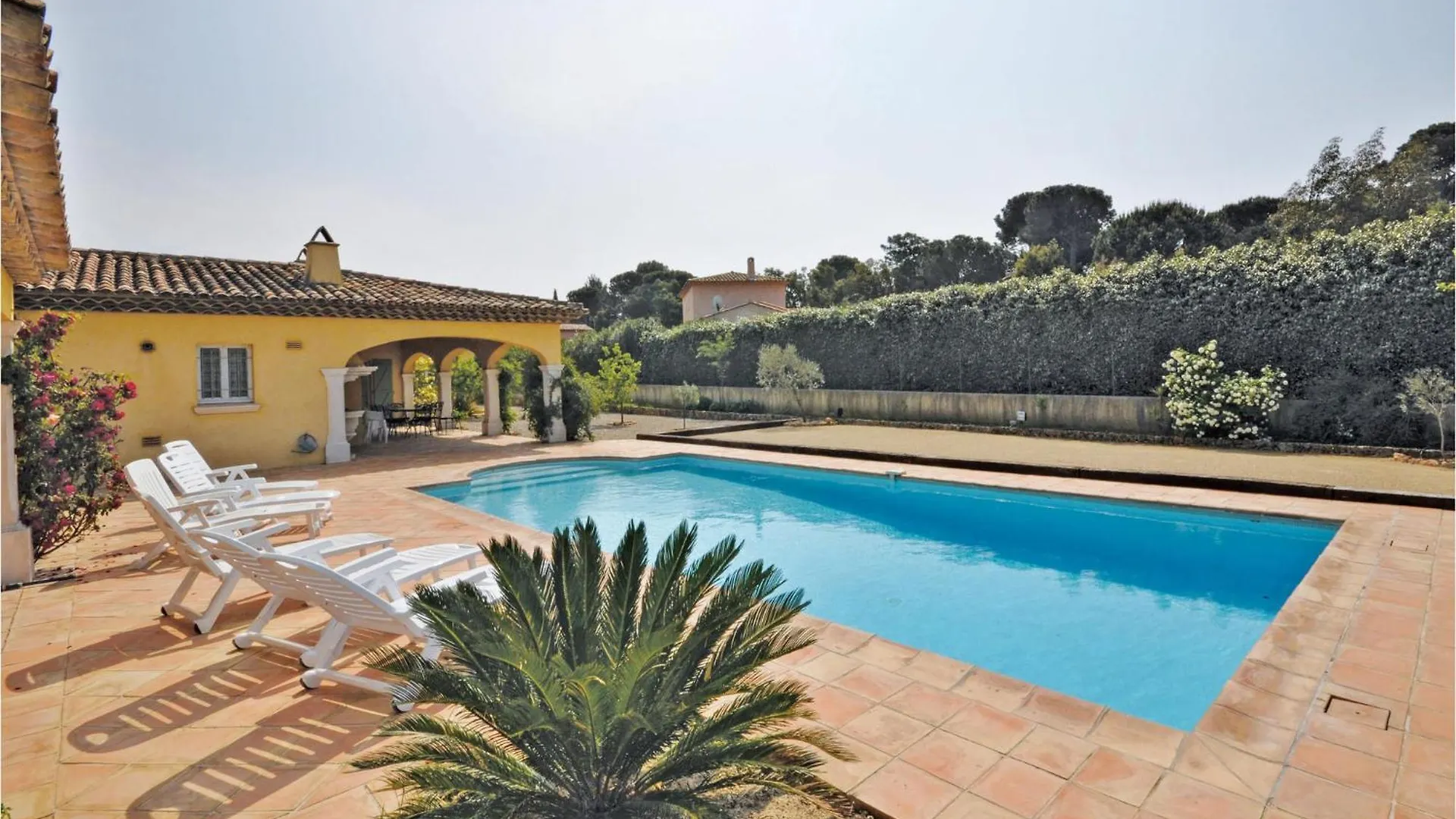 Semesterbostad Amazing Home In Sainte Maxime Le Plan-de-la-Tour Frankrike