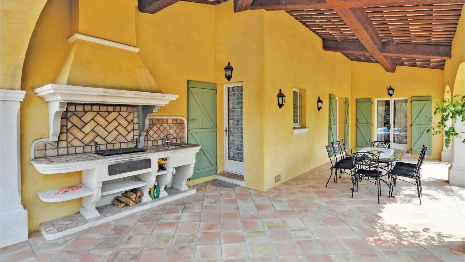 Amazing Home In Sainte Maxime Le Plan-de-la-Tour